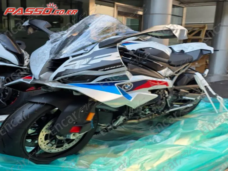 BMW S 1000 RR - фото 1