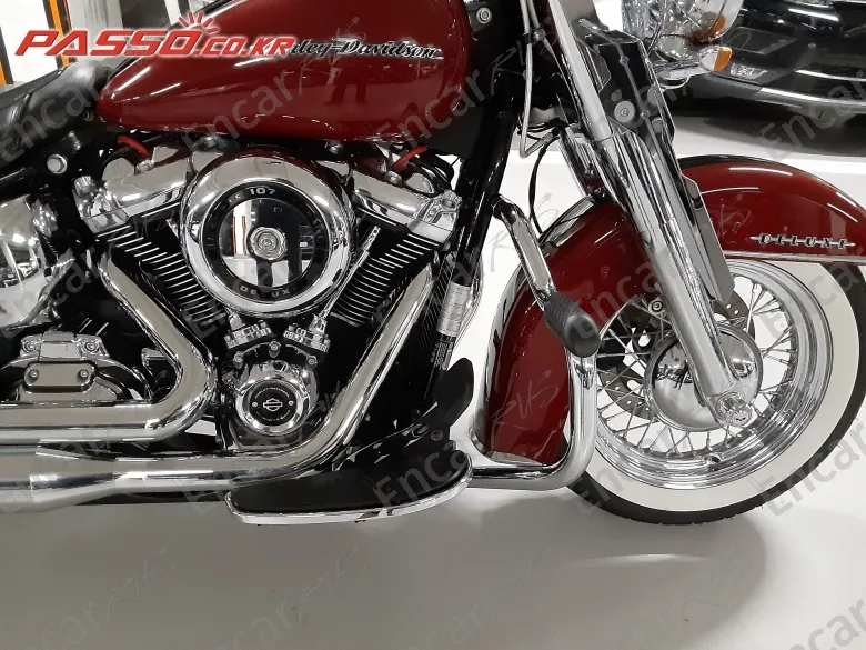 HARLEY-DAVIDSON FLSTN - фото 4