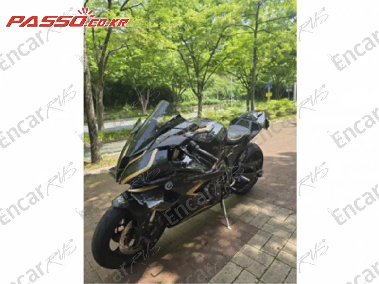 BMW S 1000 RR - фото 1