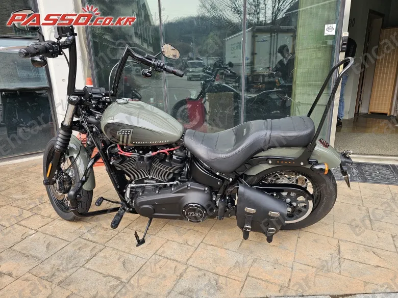 Harley-Davidson Street Bob 114 - фото 1