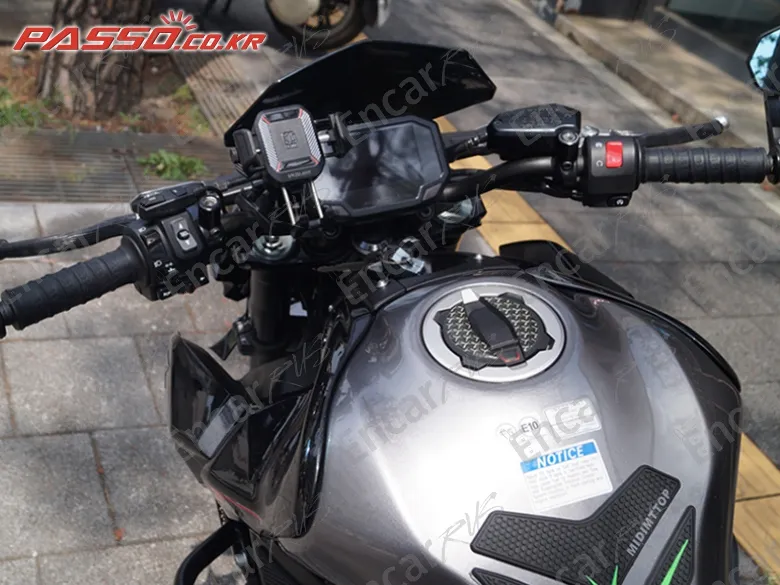 KAWASAKI Z 900 ABS - фото 3