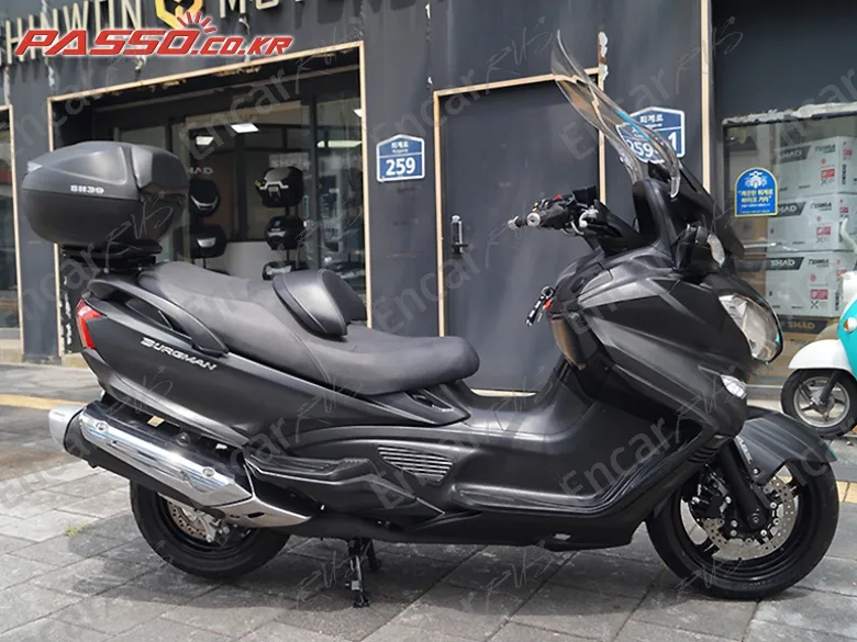 Suzuki Burgman 650 - фото 0