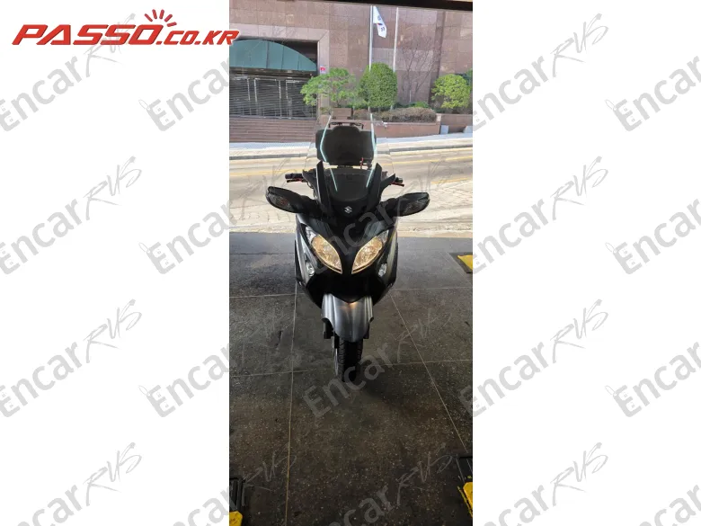 Suzuki Burgman 650 - фото 3