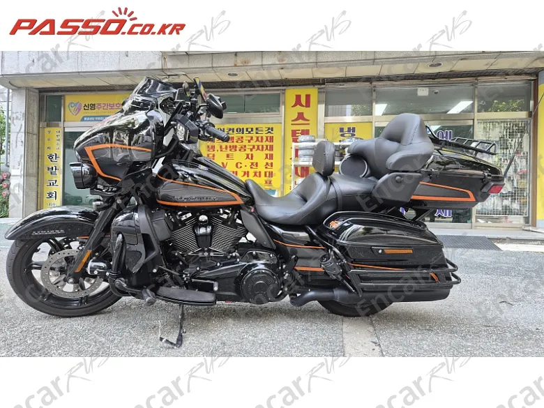Harley-Davidson Ultra Limited - фото 1
