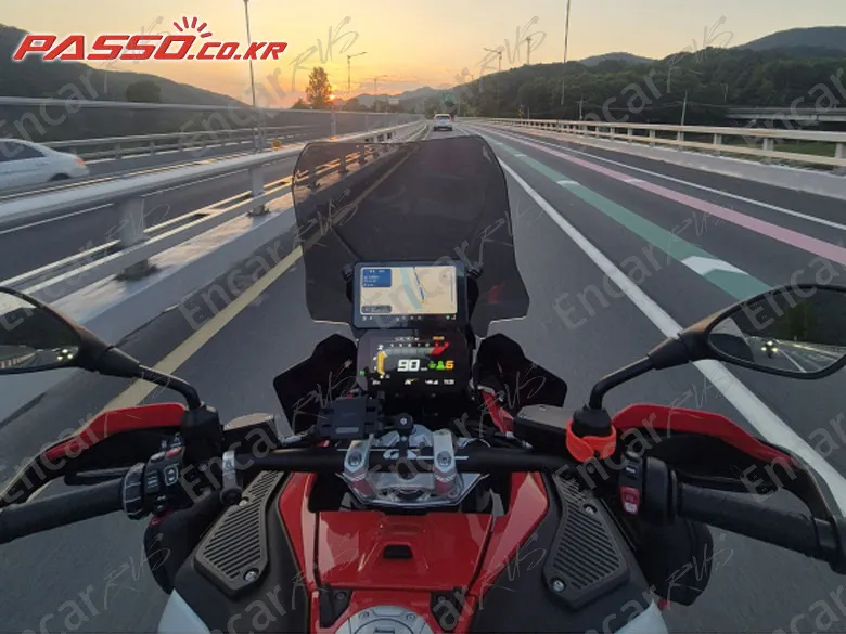 Bmw R 1300 Gs Adventure - фото 3