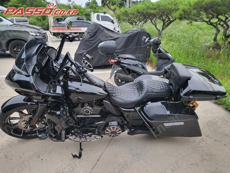HARLEY-DAVIDSON ROAD GLIDE SPECIAL - фото 1