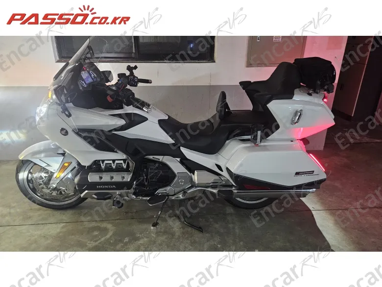 HONDA GOLDWING TOUR DCT AIRBAG - фото 0