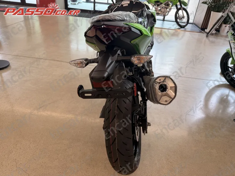 Kawasaki Z 500 Abs - фото 2