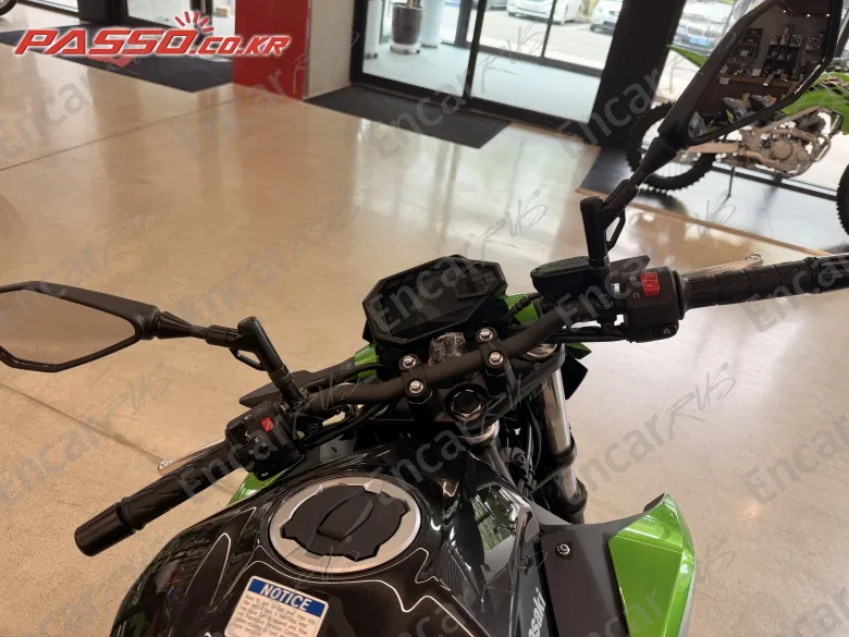 Kawasaki Z 500 Abs - фото 3