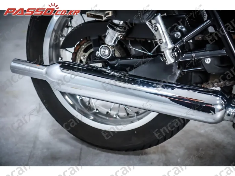 Triumph Bonneville T120 - фото 6