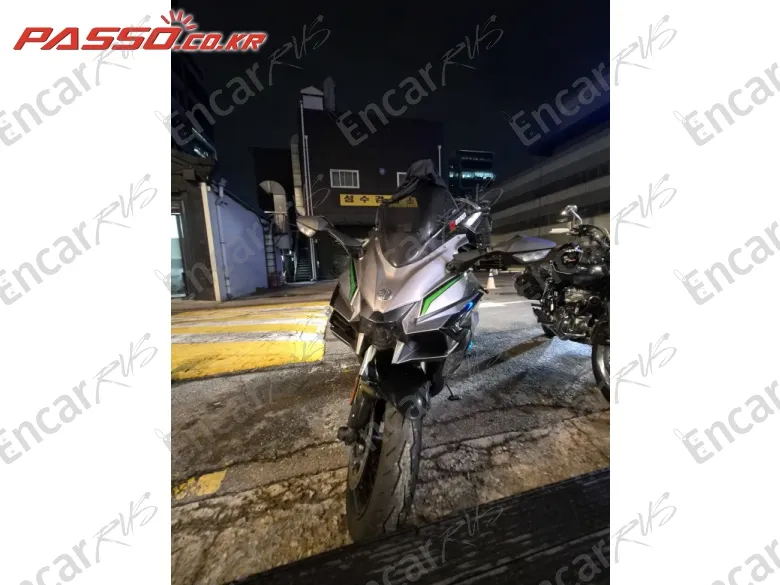 KAWASAKI NINJA H2 SX SE PLUS ABS - фото 3