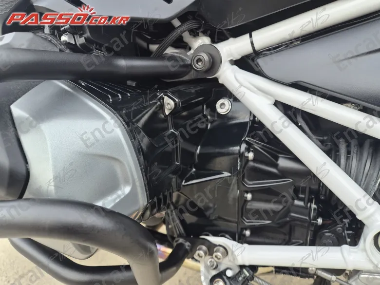 Bmw R 1250 Rs - фото 4