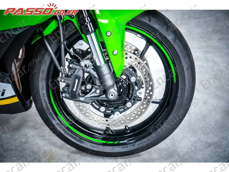 Kawasaki Ninja Zx 4 Rr - фото 5
