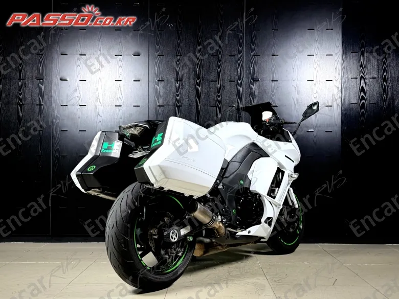Kawasaki Z 1000 Sx - фото 6