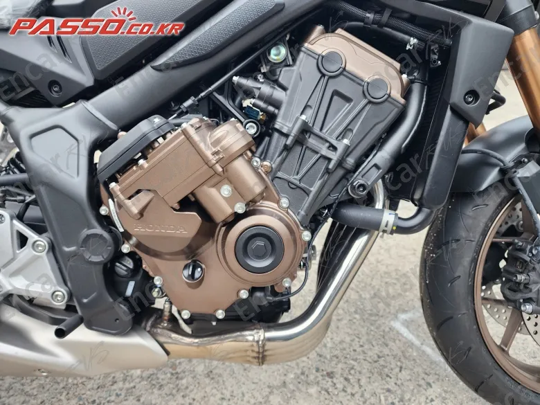 Honda Cb 650 R E-Clutch - фото 4