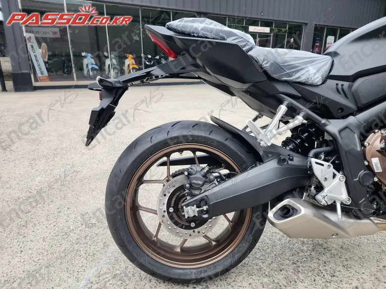 Honda Cb 650 R E-Clutch - фото 6
