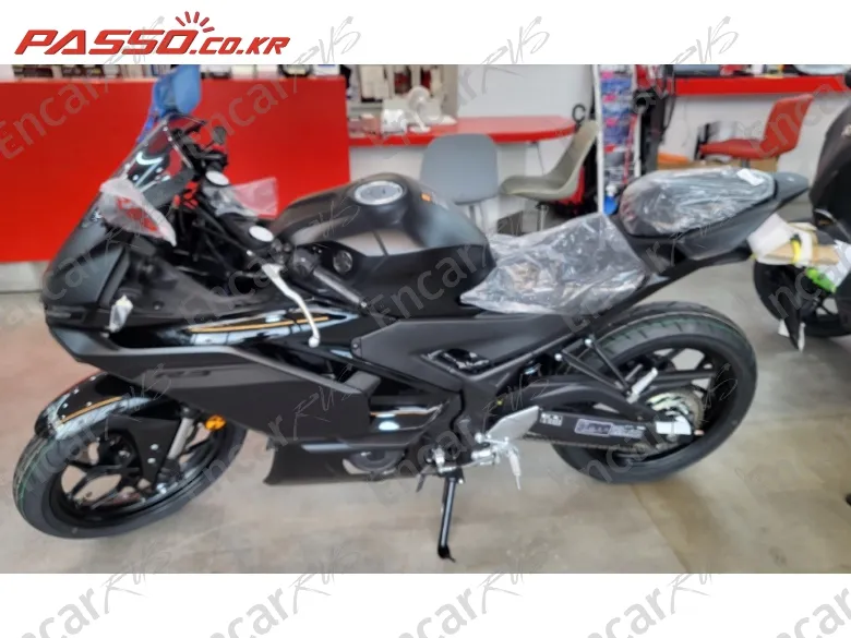 Yamaha Yzf R3 - фото 1