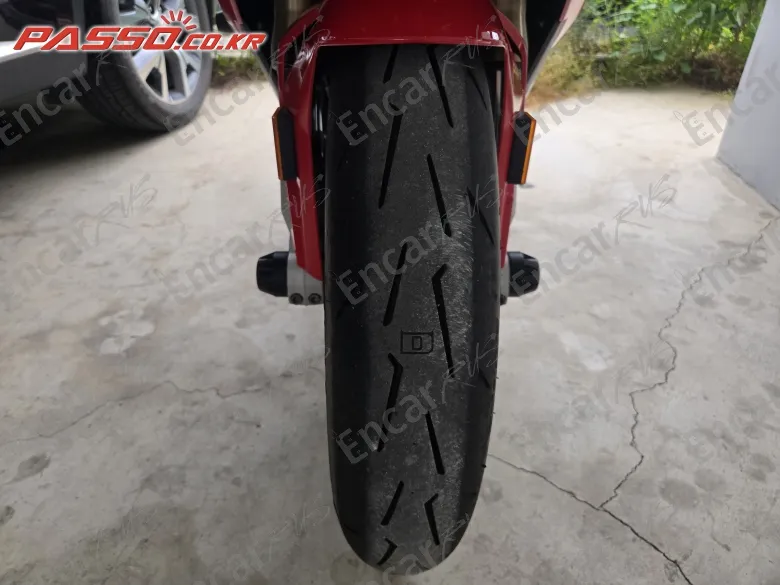 BMW S 1000 RR - фото 5