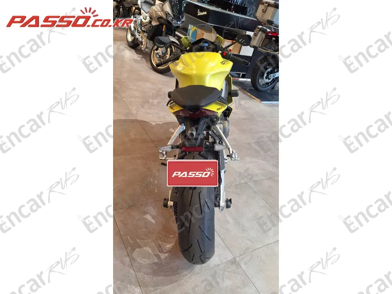 Aprilia Rs 660 - фото 2