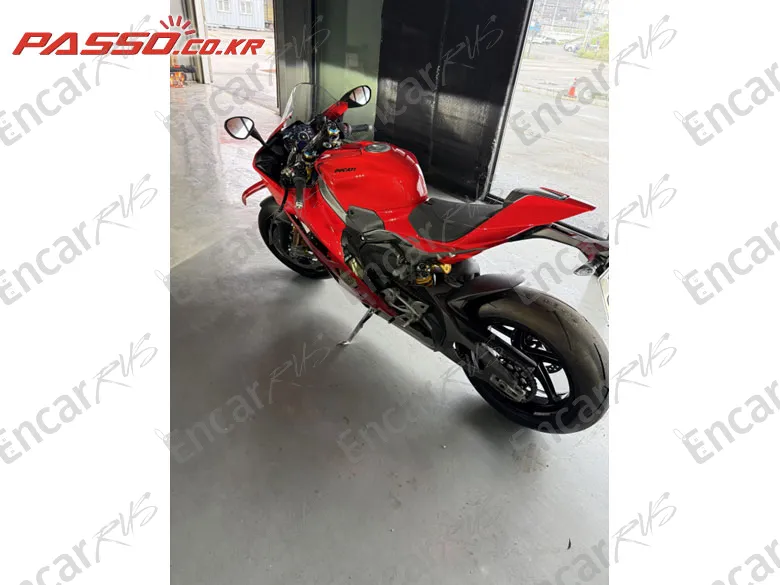 Ducati Panigale V4 S - фото 2