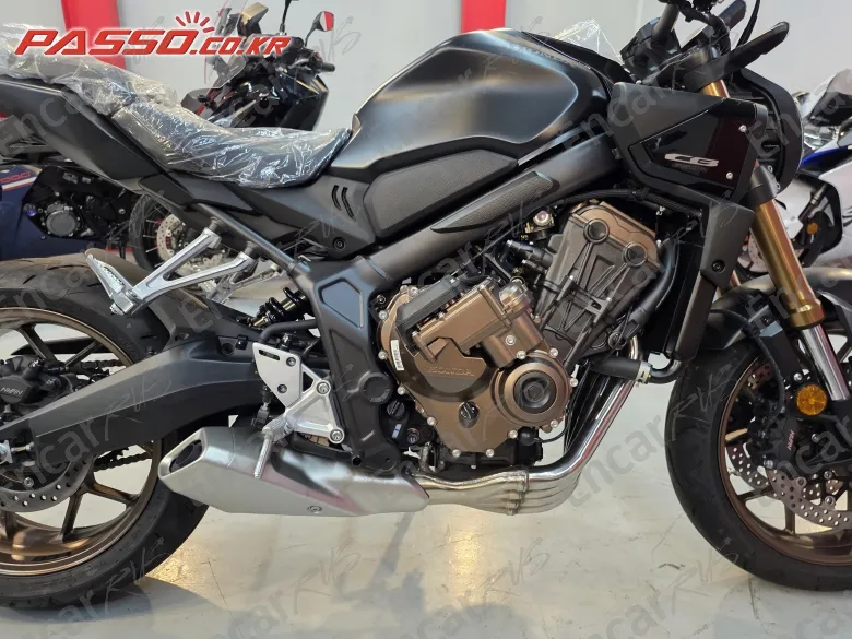 Honda Cb 650 R E-Clutch - фото 6