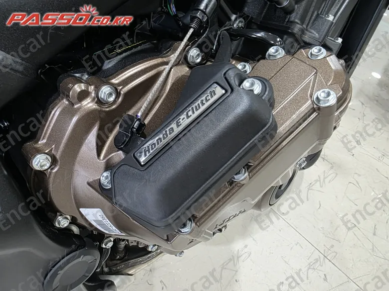 Honda Cb 650 R E-Clutch - фото 1