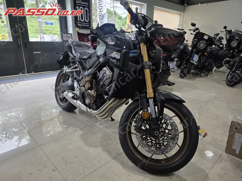 Honda Cb 650 R E-Clutch - фото 4