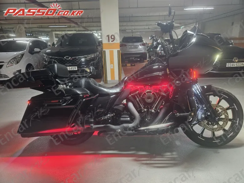 HARLEY-DAVIDSON ROAD GLIDE SPECIAL - фото 0