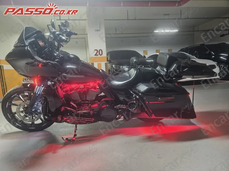 HARLEY-DAVIDSON ROAD GLIDE SPECIAL - фото 1