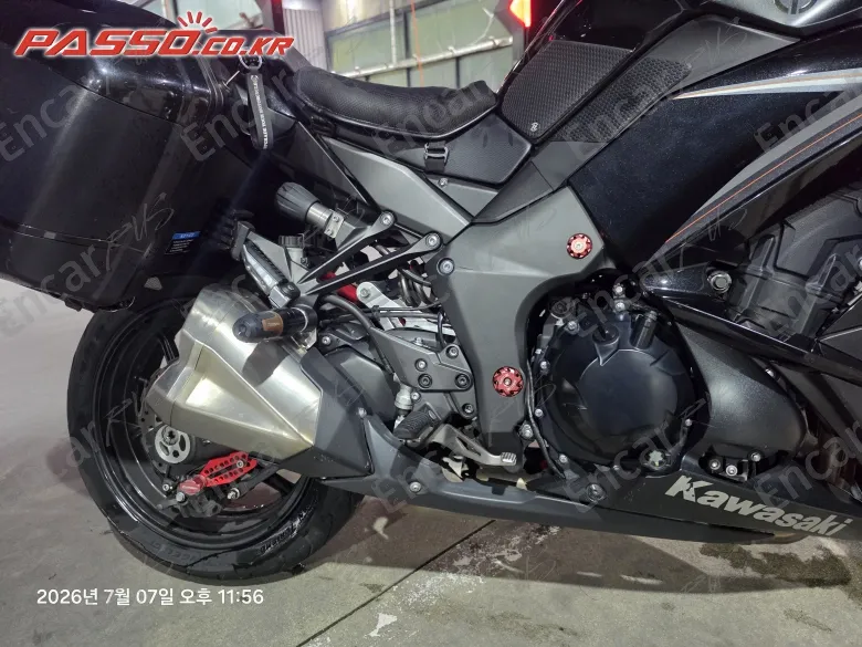 Kawasaki Z 1000 Sx - фото 4