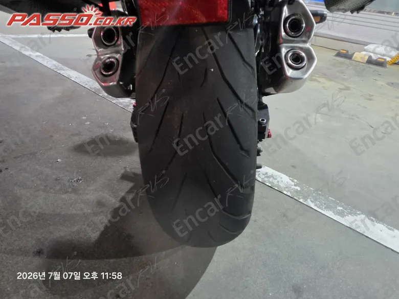 Kawasaki Z 1000 Sx - фото 5