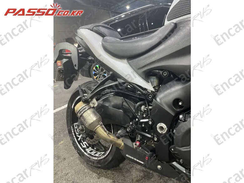 Suzuki Gsx S 1000 F - фото 1