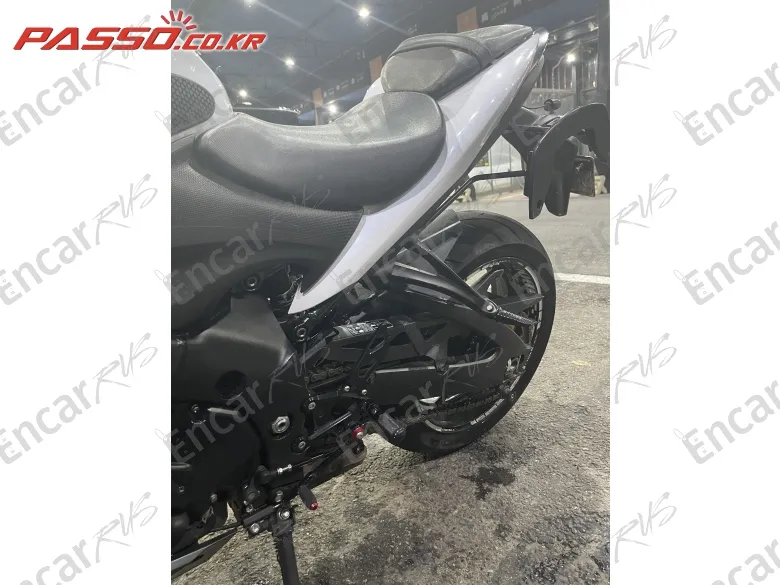 Suzuki Gsx S 1000 F - фото 2