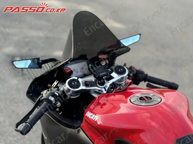 Ducati Panigale V2 - фото 3