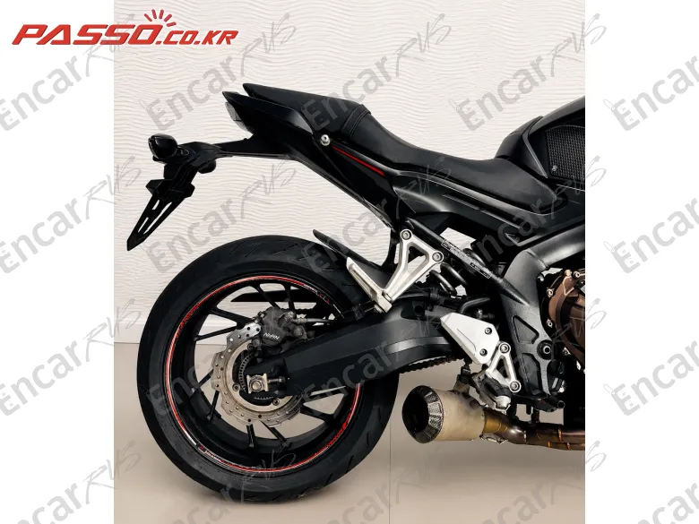 HONDA CB 650 F - фото 6