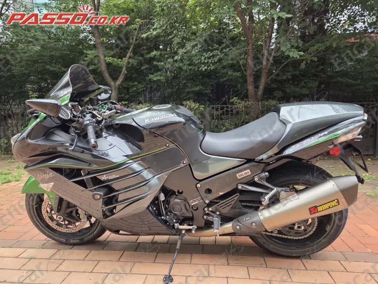KAWASAKI ZZR 1400 - фото 1