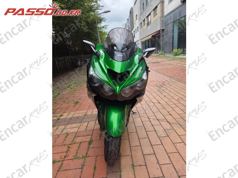 KAWASAKI ZZR 1400 - фото 4