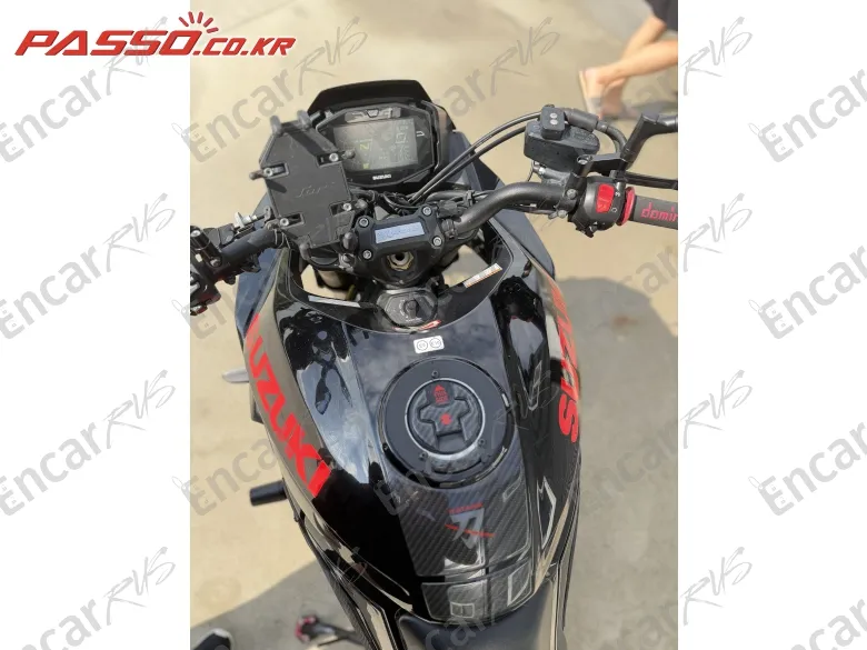 Suzuki Gsx S 1000 - фото 3