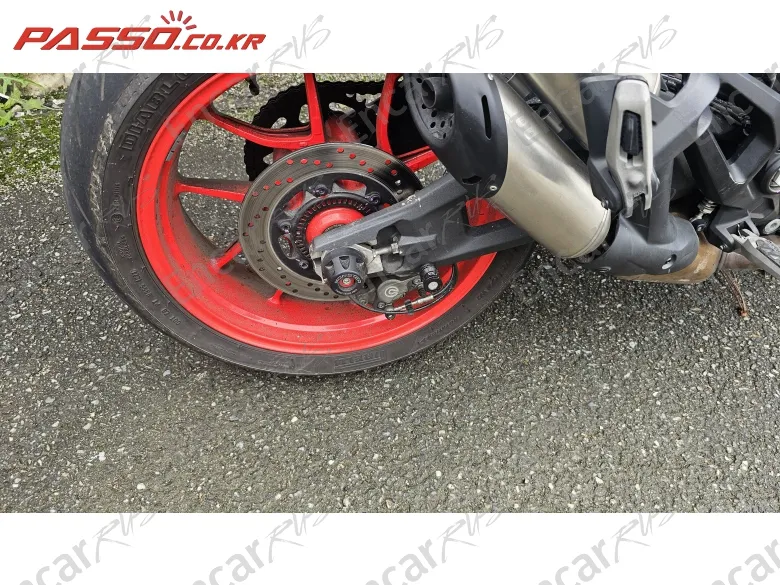 Ducati Monster 937 - фото 6
