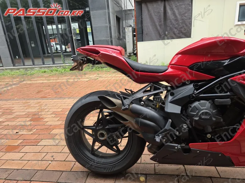 Mv Agusta F3 R - фото 6