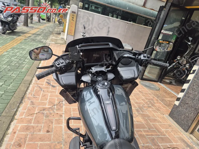 Harley-Davidson Fltr - фото 3