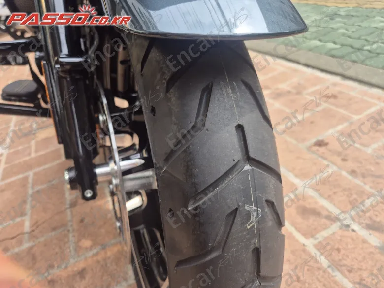 Harley-Davidson Fltr - фото 5