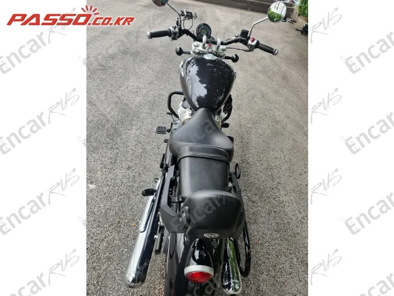 Royal Enfield Super Meteor 650 - фото 2