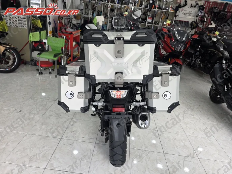 Suzuki V Strom 1050 Xt - фото 2