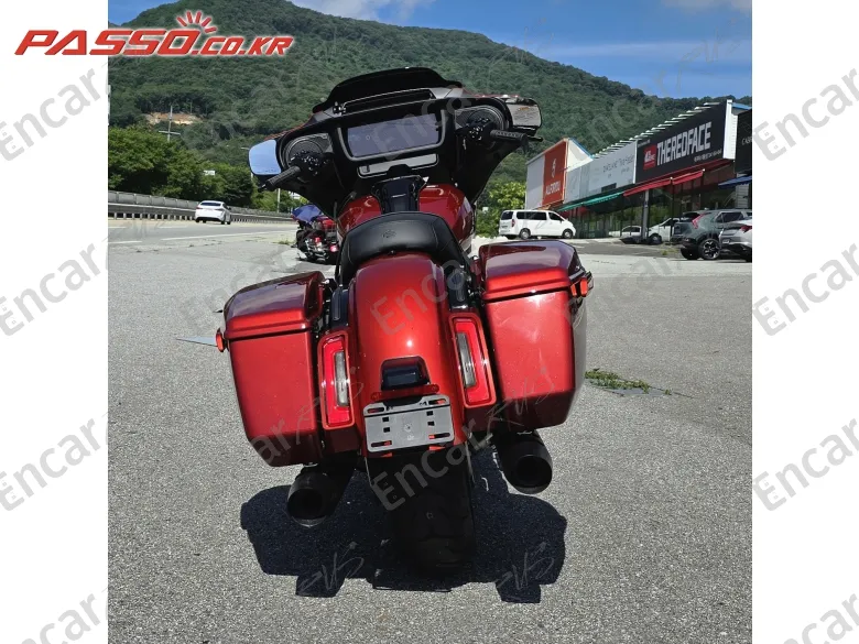 Harley-Davidson Flhx - фото 2
