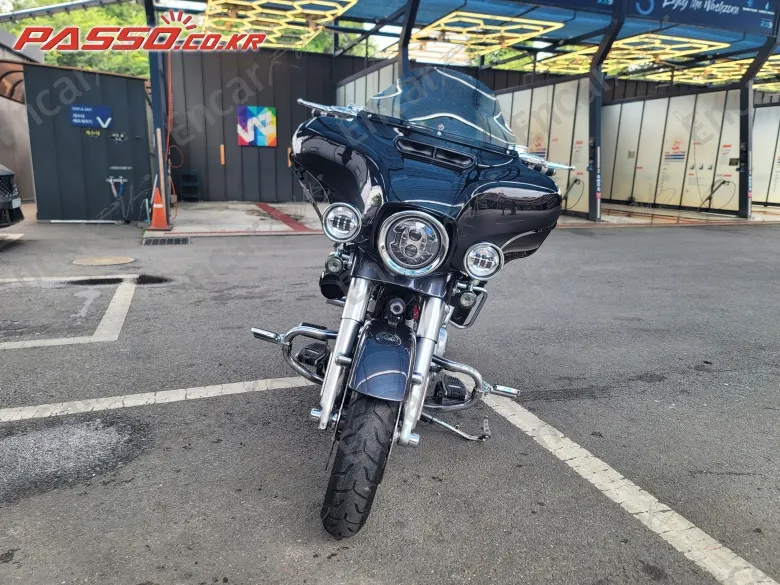 Harley-Davidson Flhxse - фото 5