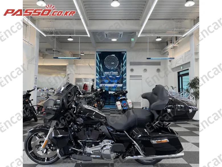 Harley-Davidson Street Glide Ultra - фото 1
