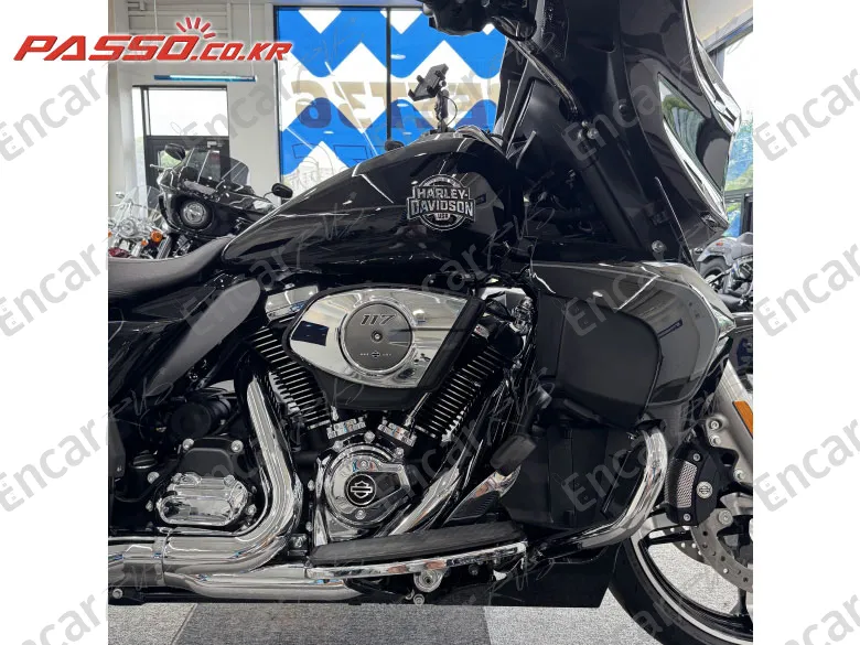 Harley-Davidson Street Glide Ultra - фото 4