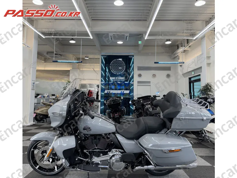 Harley-Davidson Street Glide Ultra - фото 1