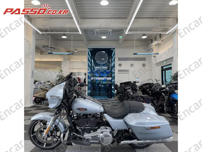 Harley-Davidson Flhx - фото 1